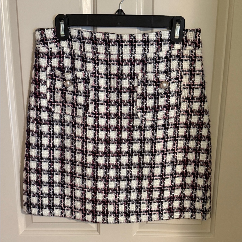 Chic Plaid Mini Skirt with Black, Pink and Lavender Threads